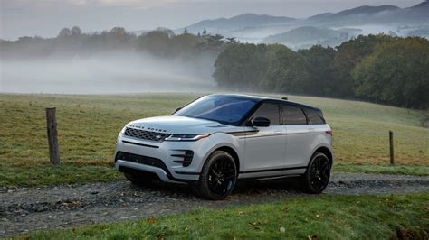 2020 Range Rover Evoque P300 HSE R-Dynamic Black Pack 4K Wallpaper | HD Car Wallpapers | ID #11585