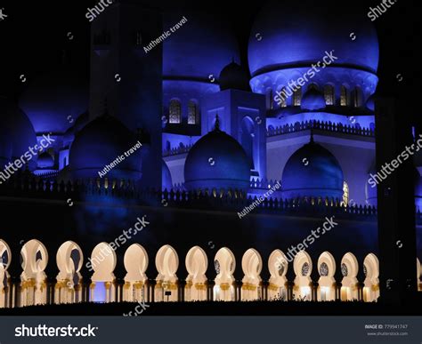 Sheikh Zayed Grand Mosque Night View Stock Photo 779941747 | Shutterstock