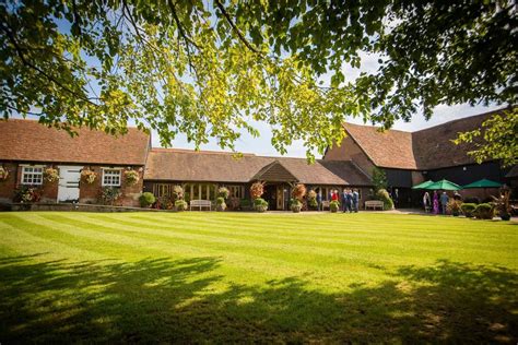 Cooling Castle Barn - Barn Wedding Venue in Kent