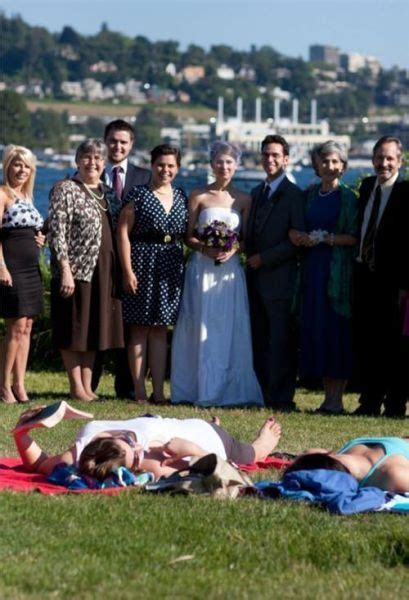 Embarrassing and WTF Wedding Moments (61 pics) - Izismile.com