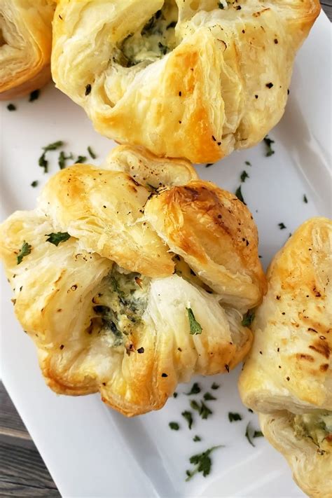 Spinach Puff Pastry Cups - Juggling Act Mama