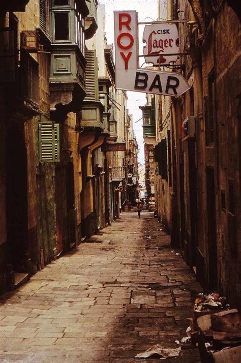 The 10 Best Bars In Valletta, Malta