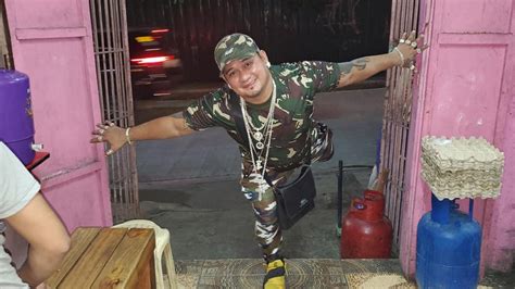 LOOK: Dante Gulapa sells 'lumpia' after losing gigs amid COVID-19 | Inquirer Entertainment