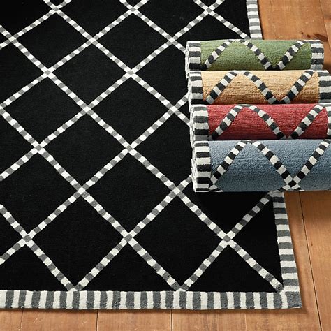 Ballard Designs Turin Indoor/Outdoor Rug Black 2'2" x 7'10" Runner - Ballard Designs | Havenly