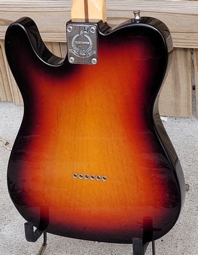 2011 Fender Telecaster Sunburst > Guitars Electric Solid Body | Player Guitars