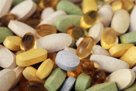 Dietary supplements linked to increased cancer risk - CBS News