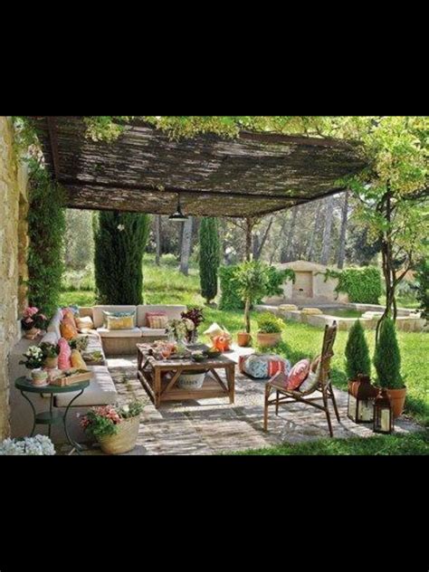 Italian style | Porches rústicos, Decoración de patio, Jardines rústicos