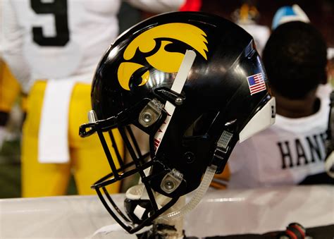 College football: Ranking the best helmets in the Big Ten Conference