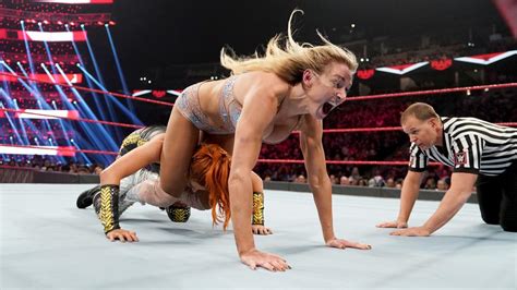 Raw 10/14/19 ~ Charlotte Flair vs Becky Lynch - WWE Photo (43139240) - Fanpop