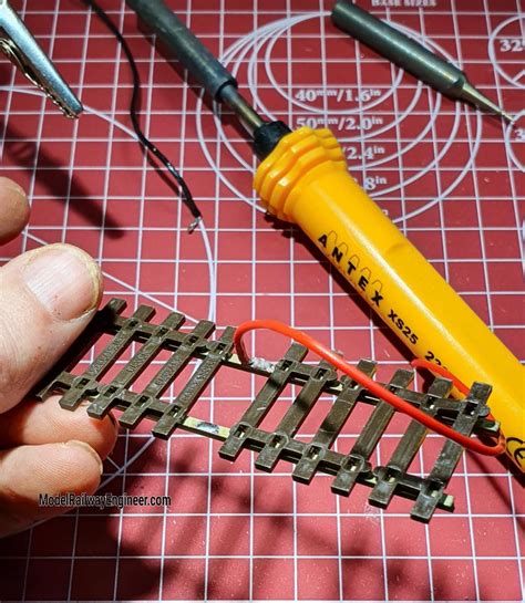 How to attach wires to model train track - MRE, the award winning model train blog.