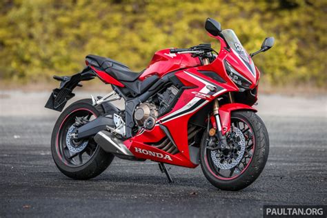 REVIEW: 2019 Honda CBR650R and CB650R – inline-four middleweights for ...