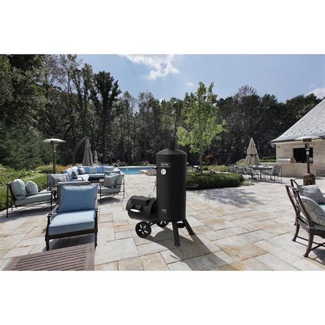 Dyna-Glo Heavy-Duty Vertical Offset Charcoal Smoker and Grill in the ...