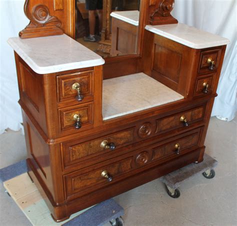 Bargain John's Antiques | Antique Victorian Walnut 3 Piece Bedroom Set ...