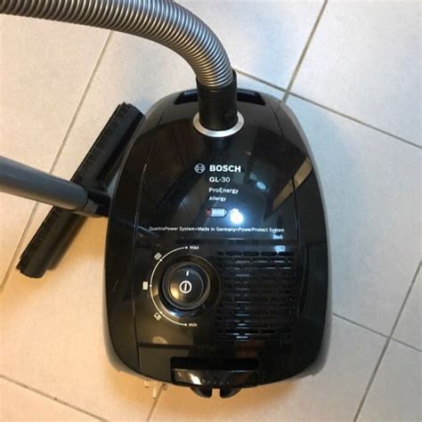 Bosch Vacuum Cleaner with bags, TV & Home Appliances, Vacuum Cleaner & Housekeeping on Carousell