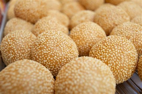 Best Sesame Balls Recipe: Easy Homemade Guide 2023 - AtOnce