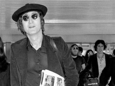 Eyewitnesses to John Lennon murder to speak for first time in new documentary | Express & Star
