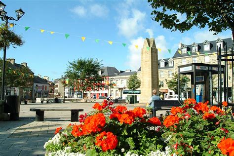 Donegal Town - Historic Town | Places to See | Things to Do | Go Visit Donegal