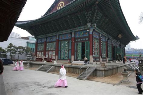 Jogyesa Temple | Travel Story and Pictures from South Korea