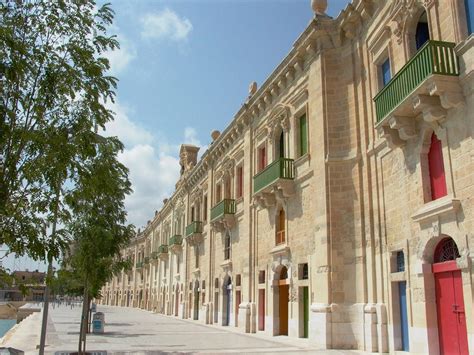 AP Valletta / Valletta Waterfront