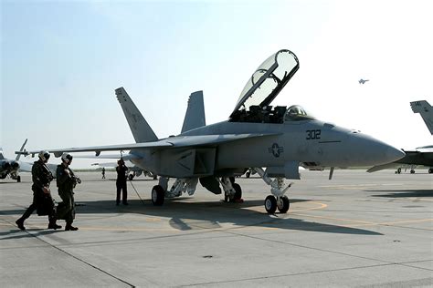 F/A-18E/F Super Hornet | Military.com