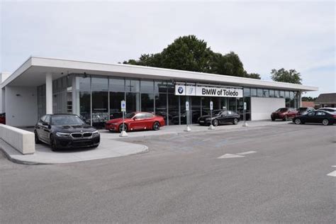 BMW of Toledo car dealership in Toledo, OH 43617 | Kelley Blue Book