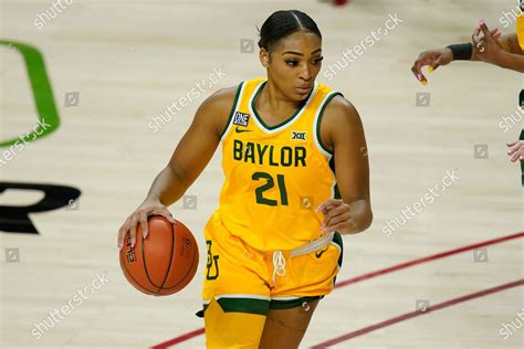 Baylor Guard Dijonai Carrington Drives Court Editorial Stock Photo ...