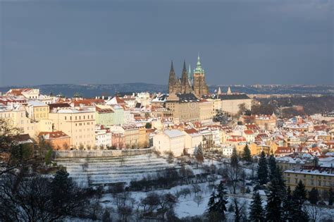 Prague Castle in Winter, Prague, Czech Republic Fotografia Stock ...