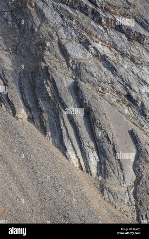 Bedrock layers hi-res stock photography and images - Alamy