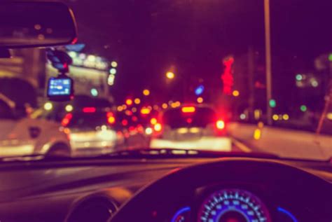 4 Safety Tips for Night Time Driving - Aimpro