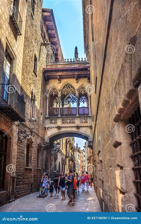 Barri Gotic editorial image. Image of spain, barcelona - 43710690