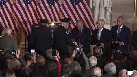 Congressional Gold Medal recipients from January 6th refuse to shake ...