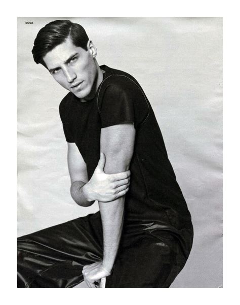 Ryan Kennedy is a Man in Black for El País Semanal – The Fashionisto