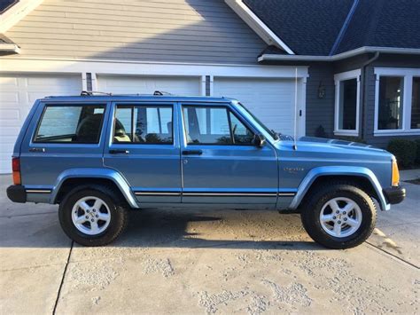 1989 Jeep Cherokee Pioneer | Jeep cherokee, Jeep cherokee sport, Jeep xj