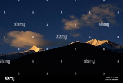 Sunrise over the mountains of Ladakh ranges, Pangong Tso, Ladakh, India Stock Photo - Alamy