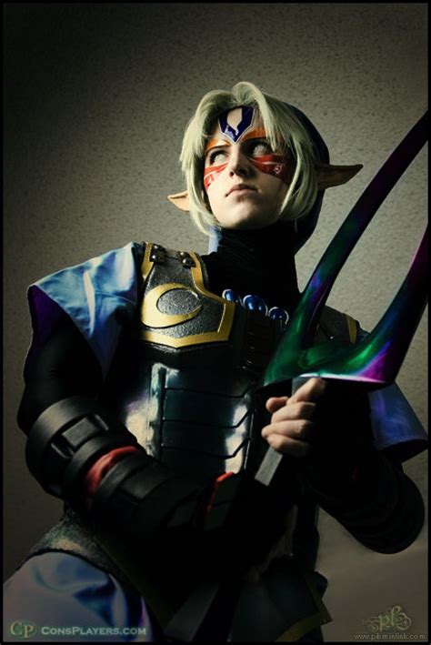 Cosplay Wednesday - Majora's Mask's Fierce Deity Link - GamersHeroes