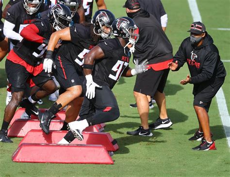 Breaking Down The Atlanta Falcons Defensive Line After The 53-Man Roster Set - Sports ...