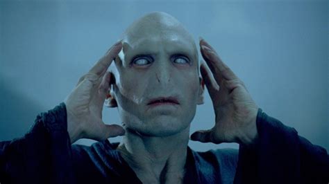 How Ralph Fiennes Transformed Into Voldemort