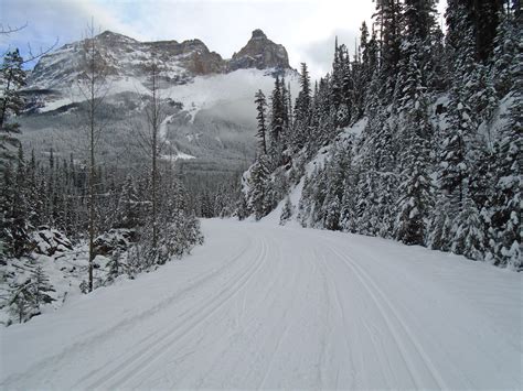 Yoho Valley road – SkierBob.ca