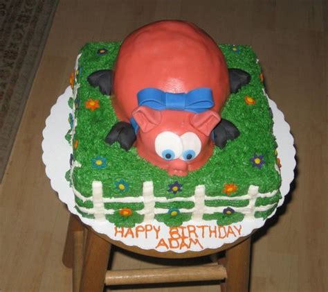 Happy Birthday Pig Cake - CakeCentral.com