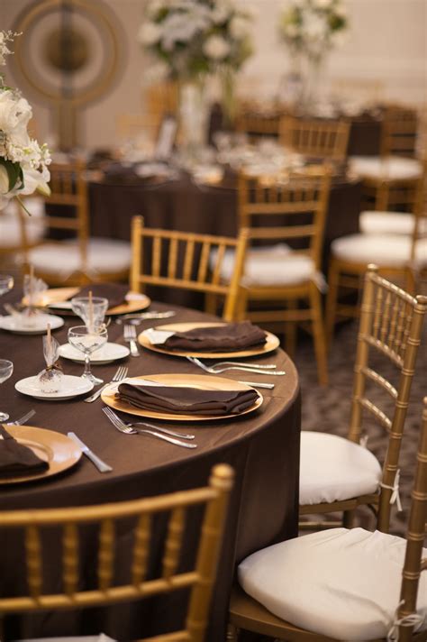 Brown and gold table setting Photographer: Niall McCarthy NiallMcCarthy.net | Brown wedding ...