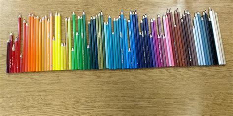 Walked into class to see the colored pencils organized : r/oddlysatisfying