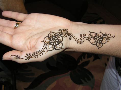 EASY HENNA PATTERNS « Free Patterns