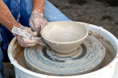 Free Images : wet, pot, ceramic, artist, craft, pottery, skill ...