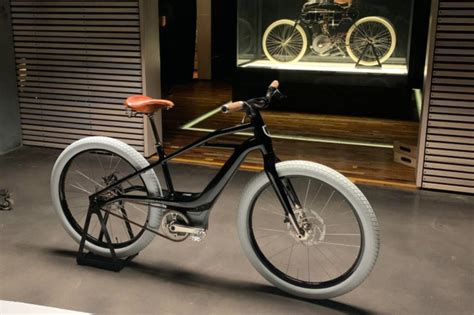 Harley-Davidson unveils first ebike, the Serial 1