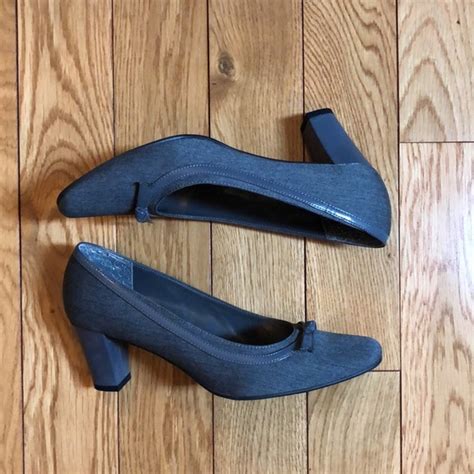 Naturalizer | Shoes | Naturalizer Gray Heels | Poshmark