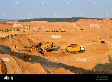 Slag dump rock mine hi-res stock photography and images - Alamy