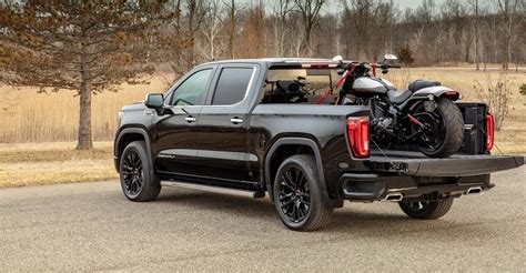 GMC Sierra Denali CarbonPro Pushes Past $70,000 Mark | WardsAuto