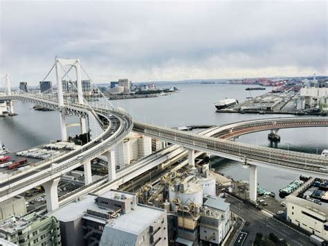 Rainbow Bridge: Tokyo's Iconic Landmark