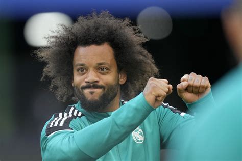 Brazilian star Marcelo signs with Olympiakos | eKathimerini.com