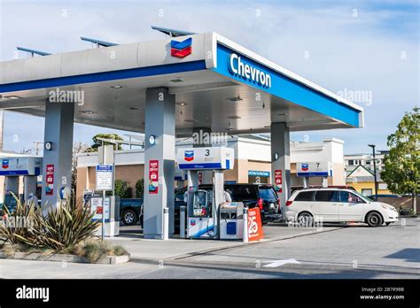 Chevron gas station hi-res stock photography and images - Alamy